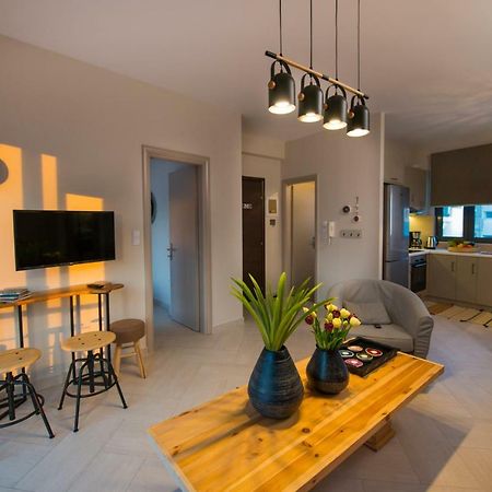 Marios Home, A Cozy And Spacious Apartment Near Downtown Preveza Exteriör bild
