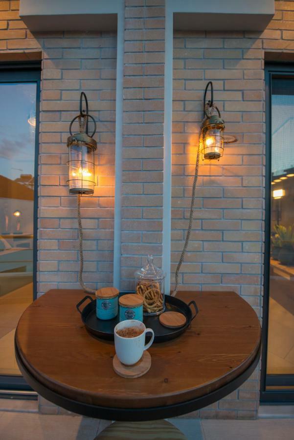 Marios Home, A Cozy And Spacious Apartment Near Downtown Preveza Exteriör bild